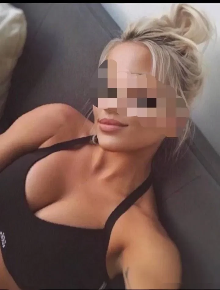 Escort blanca curvy en Almería