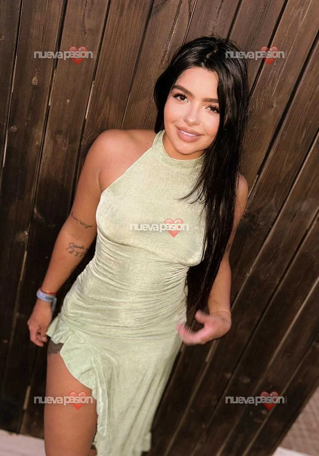 Escort latina curvy en Valencia