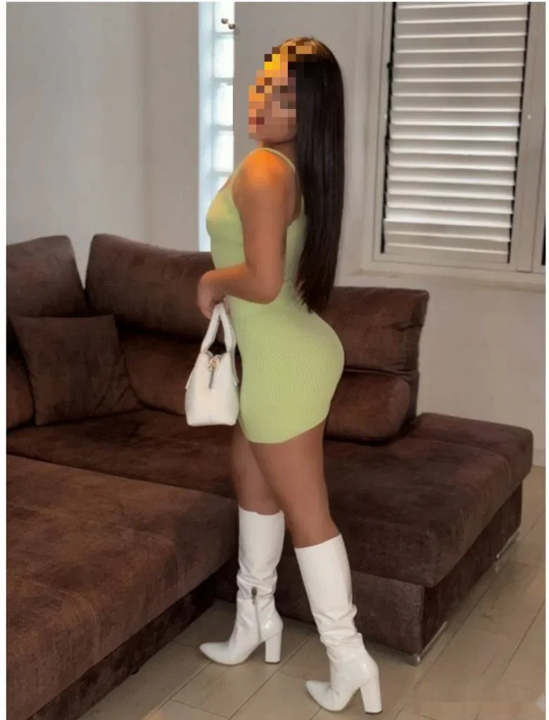 Escort latina curvy en Toledo