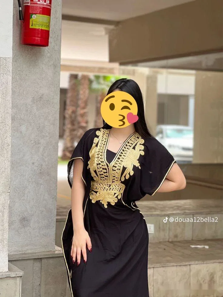 Escort árabe curvy en Málaga