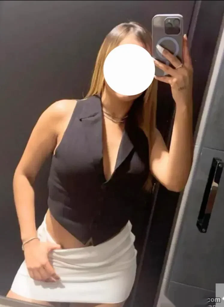 Escort latina curvy en Granada