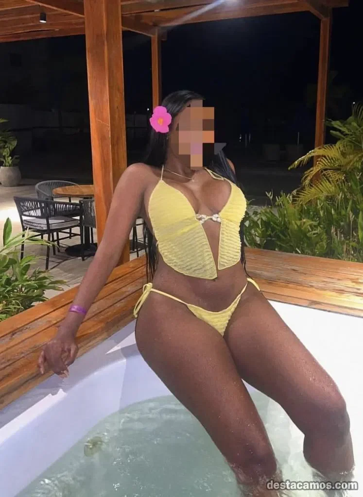 Escort mulata curvy en Algeciras