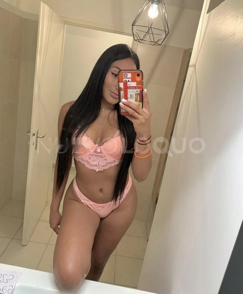 Escort latina curvy en Gerona