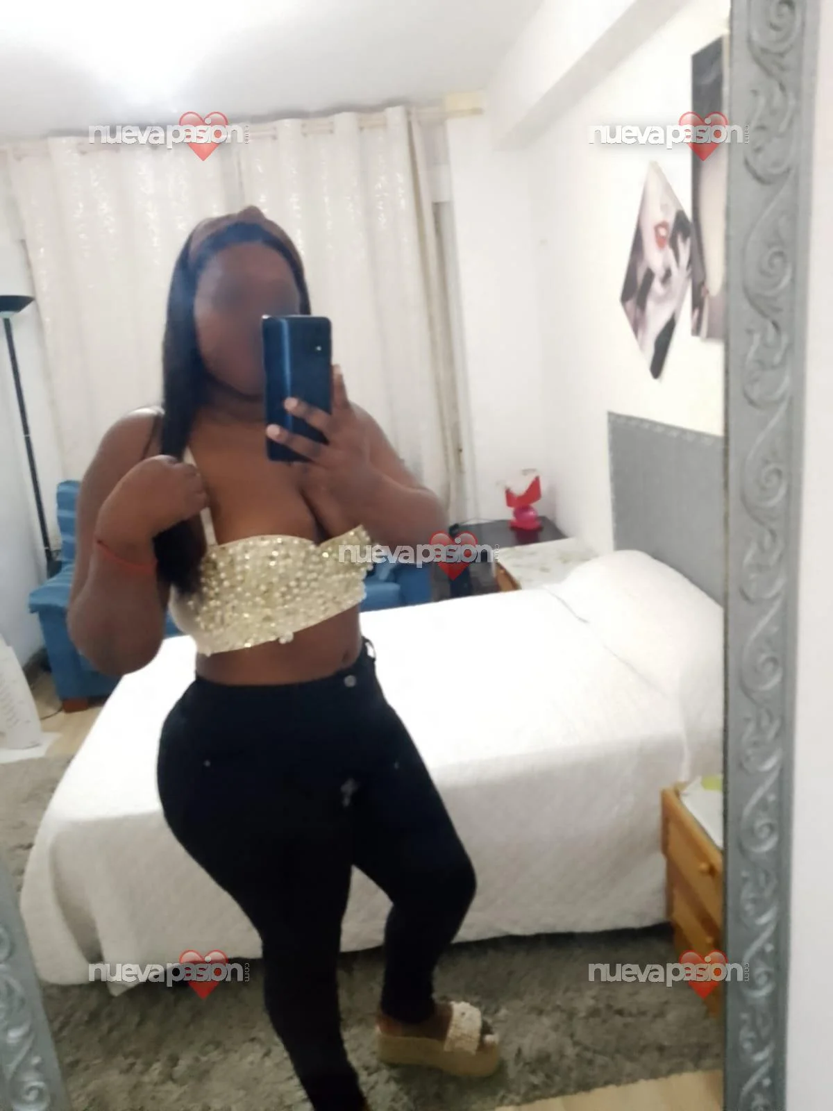 Escort mulata curvy en Avilés