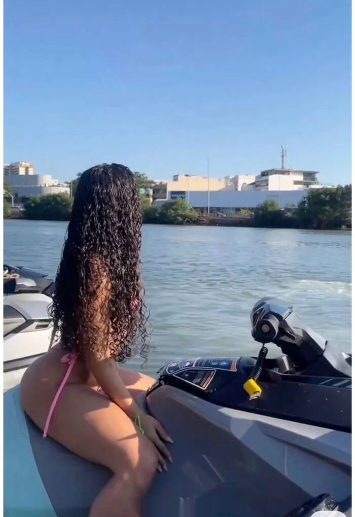 Escort latina curvy en Mataró