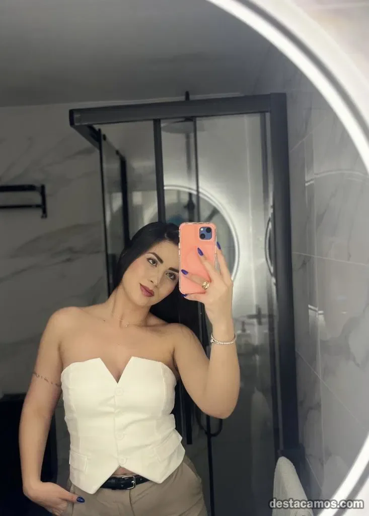 Escort latina curvy en Salamanca