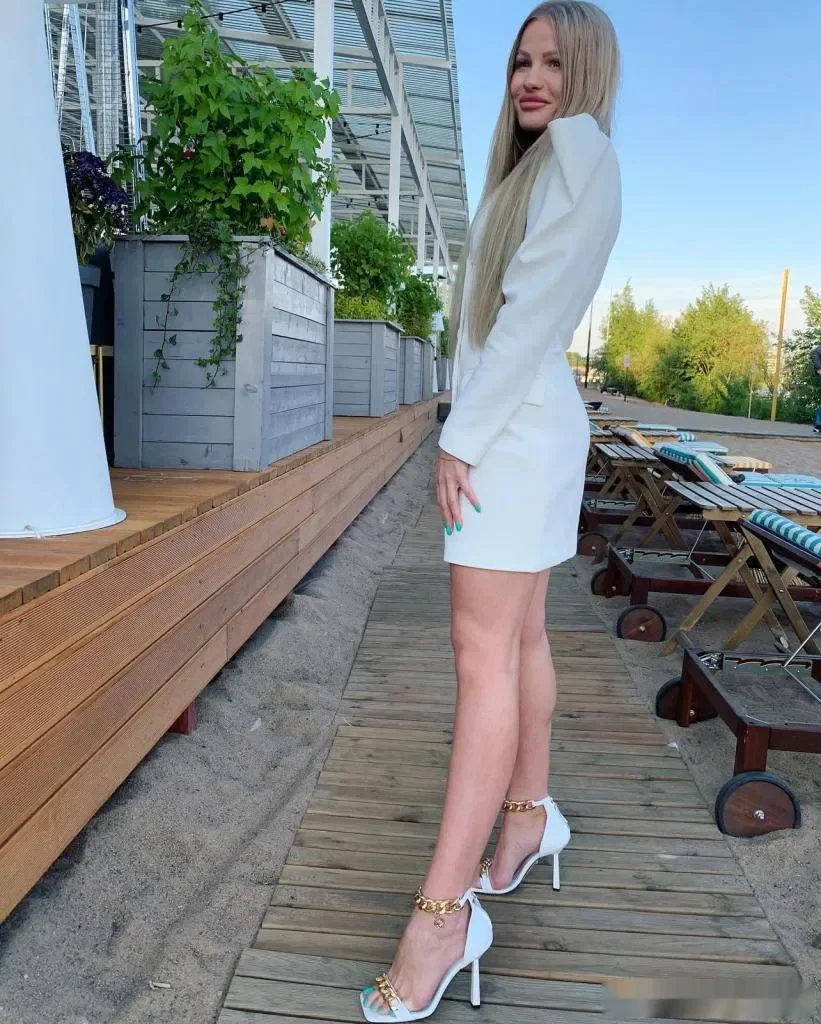 Escort europea delgada en Murcia