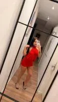 Escort latina delgada en Zaragoza