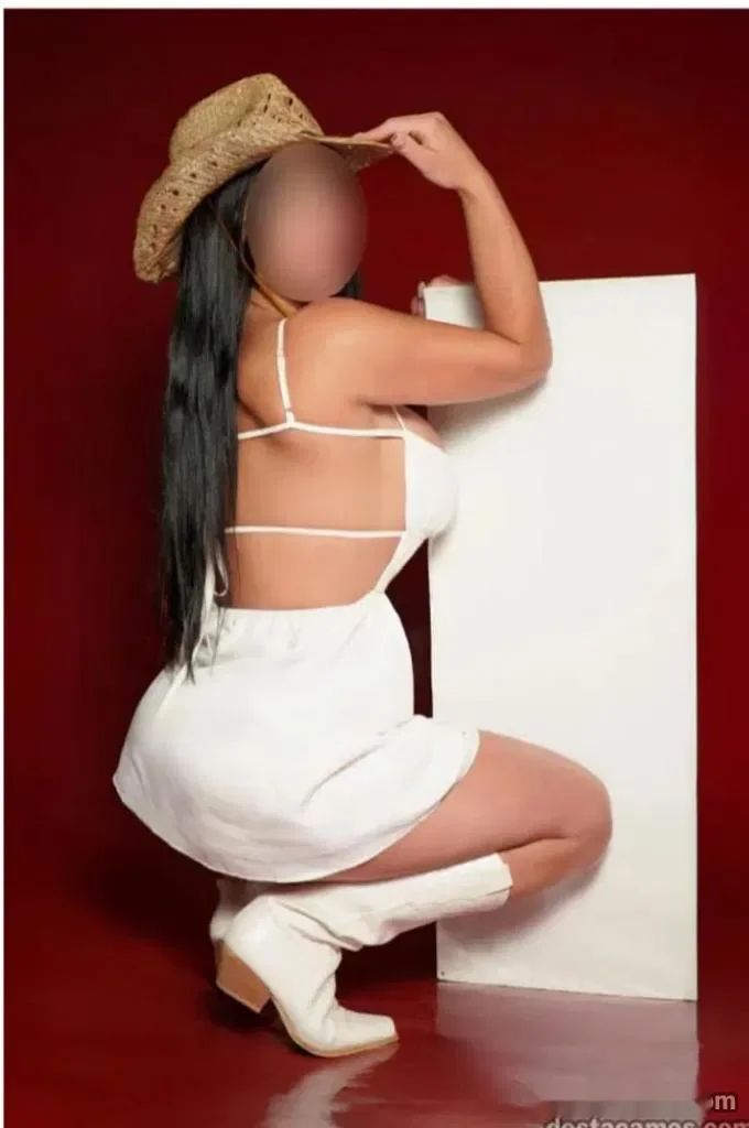 Escort latina curvy en Badajoz