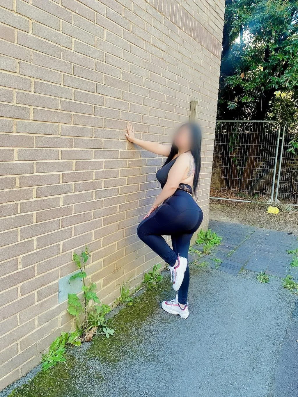 Escort latina curvy en Santander