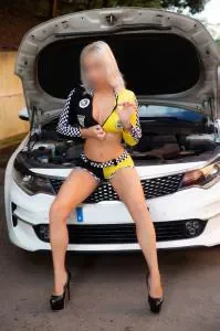 Escort blanca fitness en Valladolid
