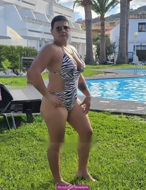 Escort latina curvy en Arona