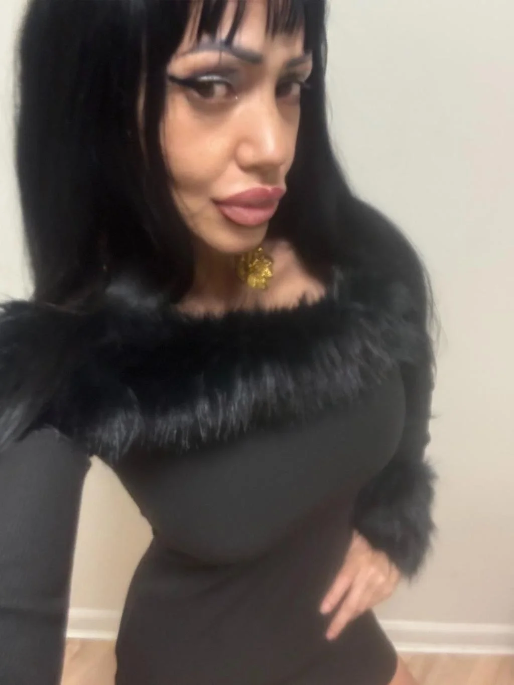 Escort latina curvy en Gijón