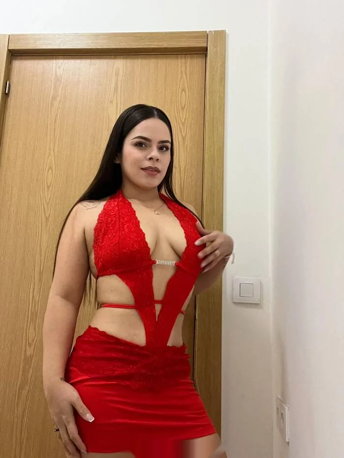 Escort latina curvy en Hospitalet de Llobregat