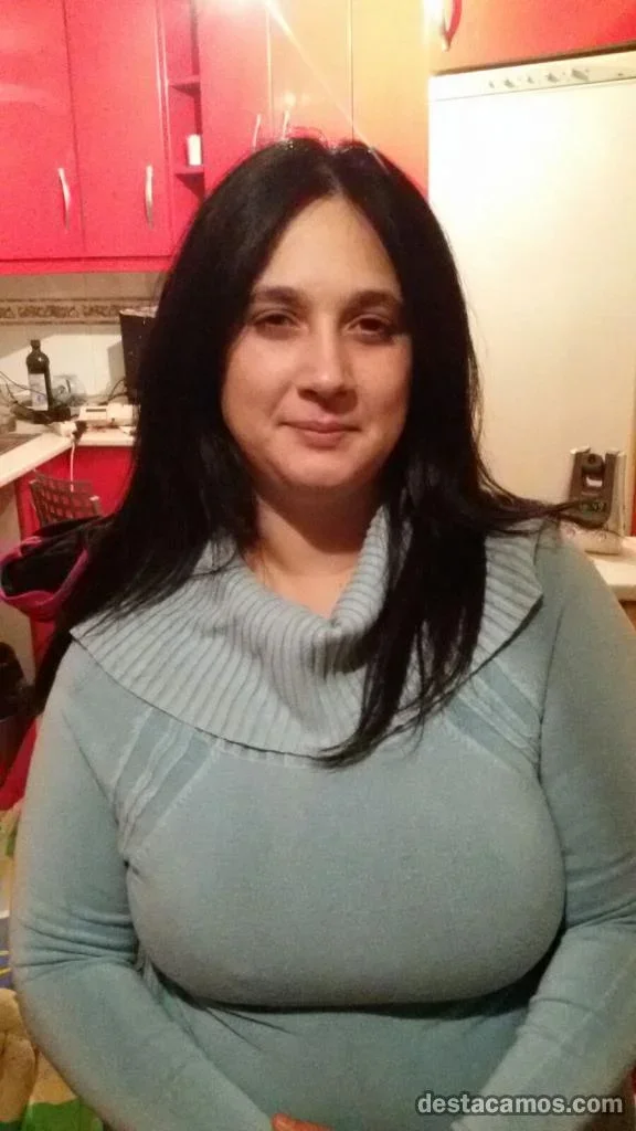 Escort latina curvy en Granada