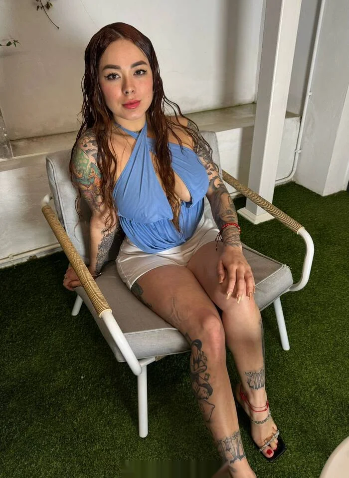 Escort latina curvy en Valencia