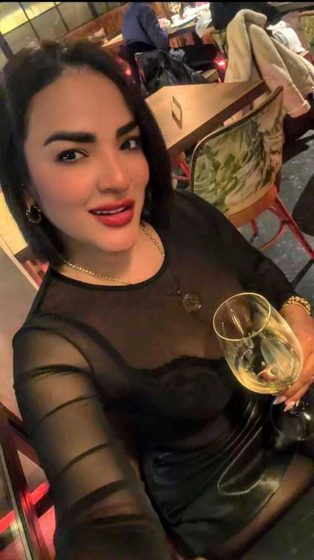 Escort latina curvy en Gijón