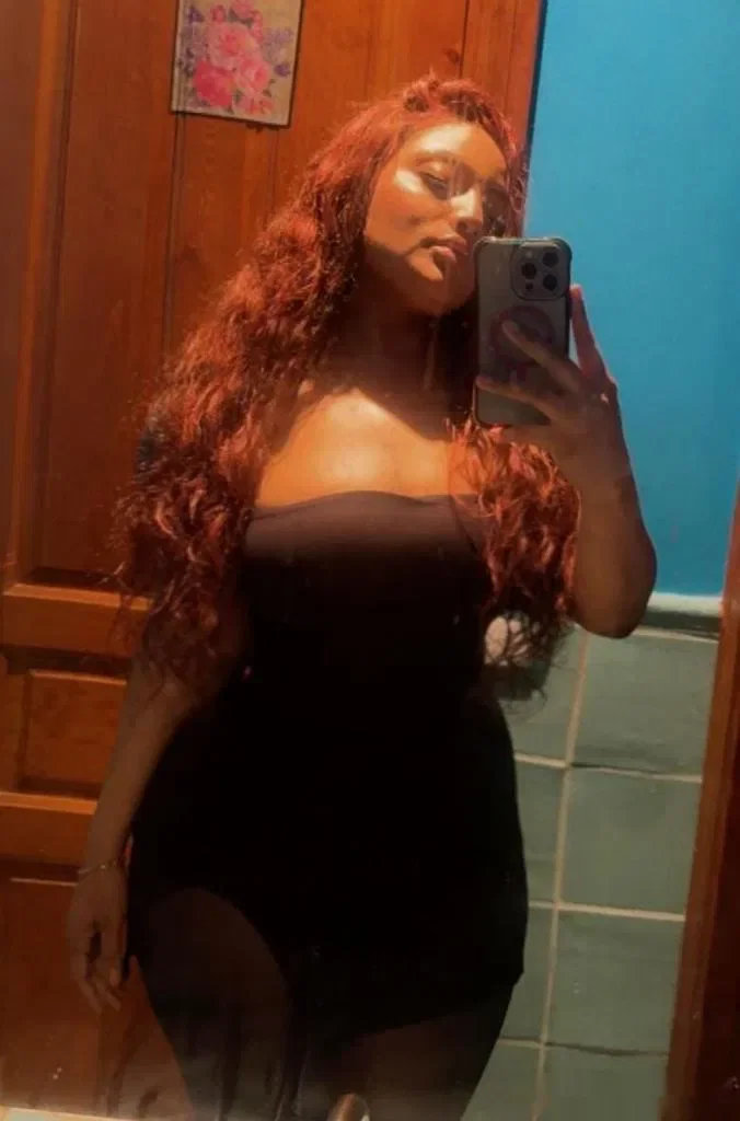 Escort latina curvy en Valencia