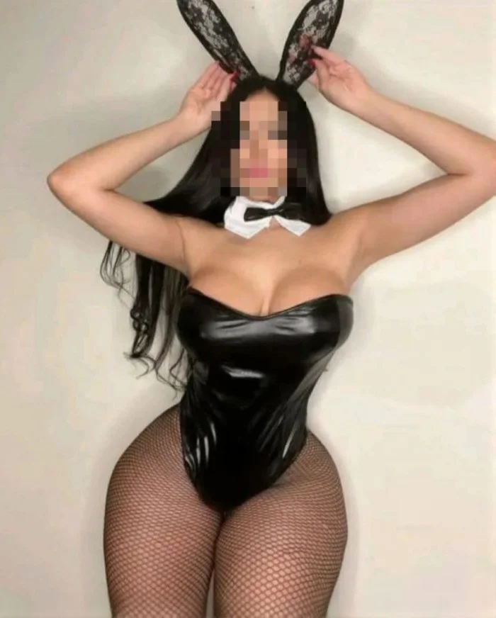Escort latina curvy en Mijas