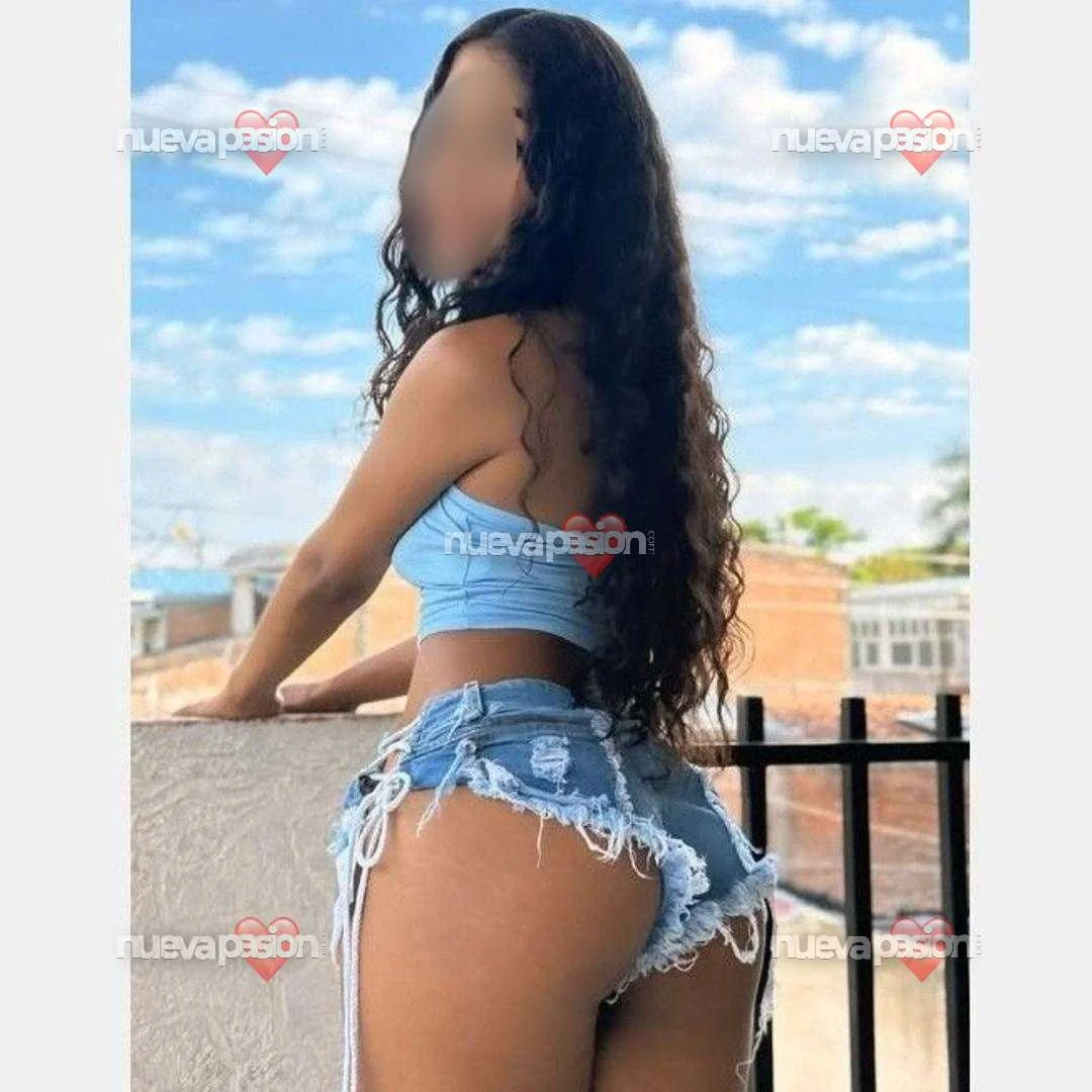 Escort latina curvy en Granada