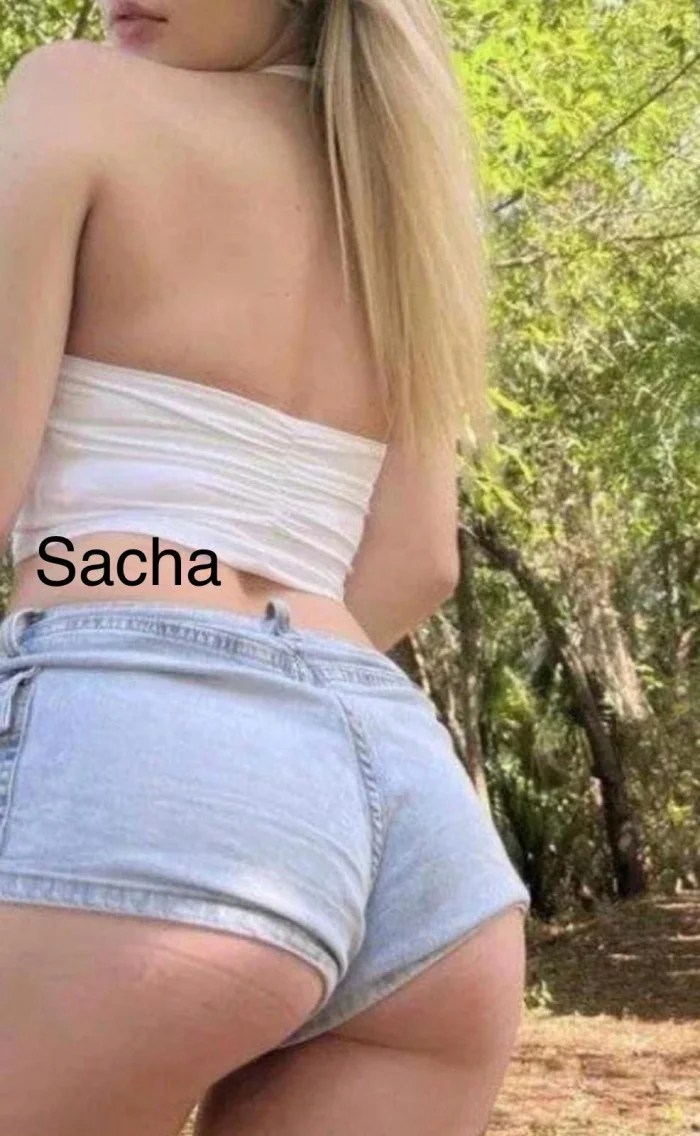 Escort europea curvy en Estepona