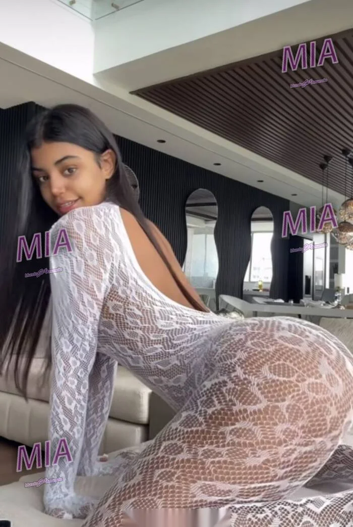 Escort latina curvy en Reus