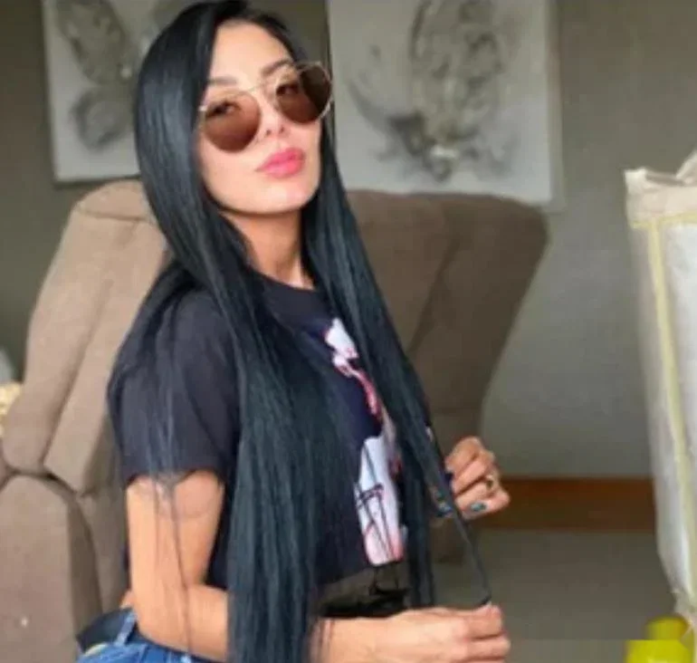 Escort latina delgada en Palma de Mallorca