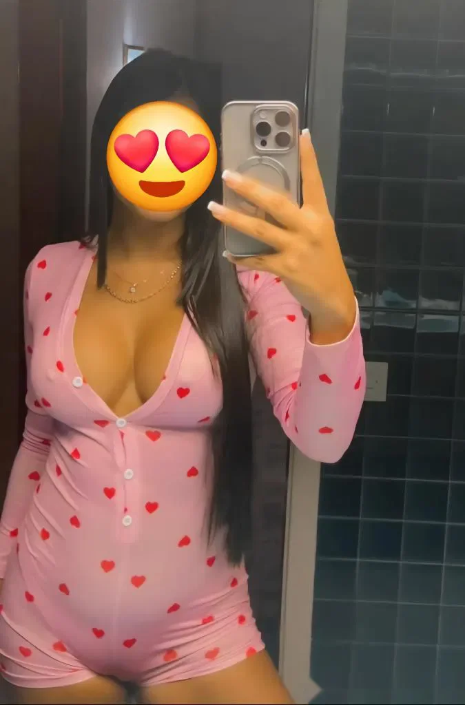 Escort latina curvy en La Coruña