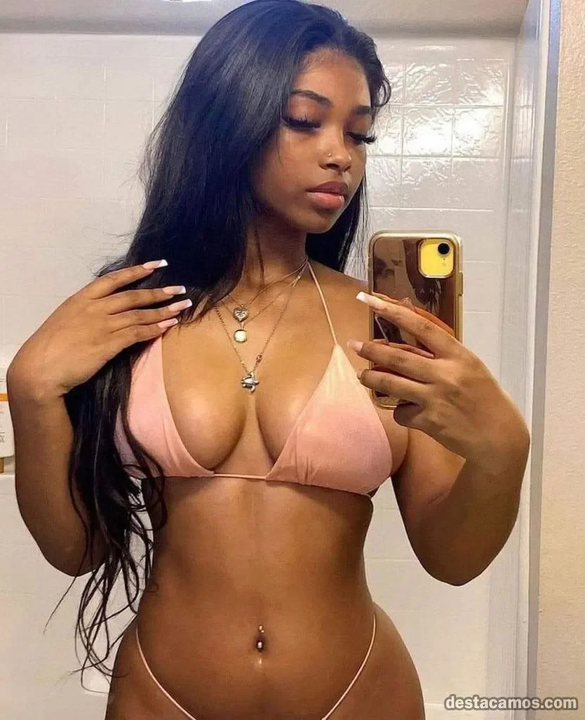 Escort mulata curvy en Málaga