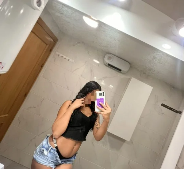 Escort latina curvy en Leganés