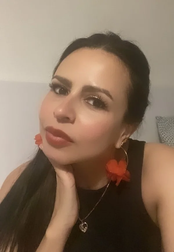 Escort latina curvy en Madrid