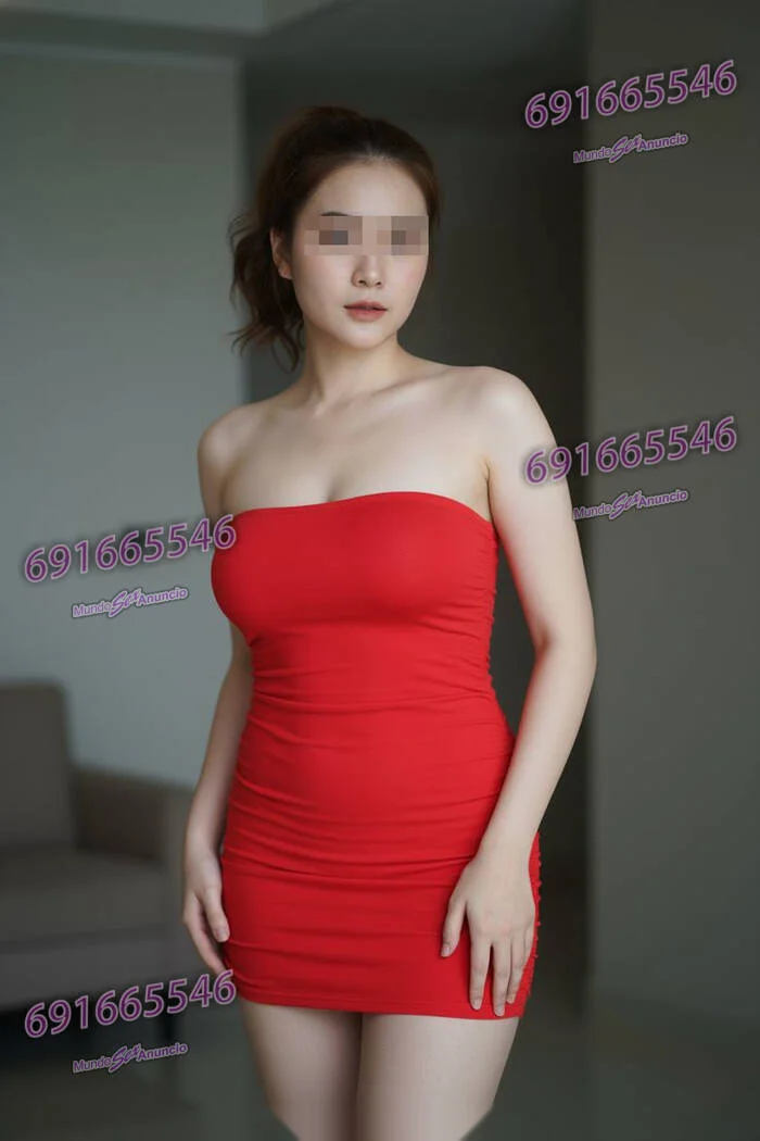 Escort asiática curvy en Calella