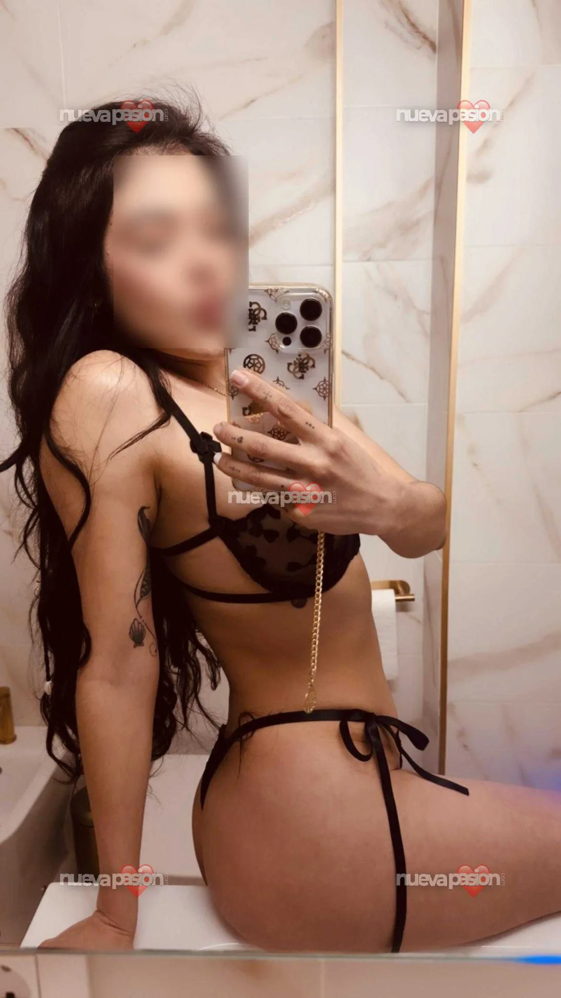 Escort latina curvy en Valencia