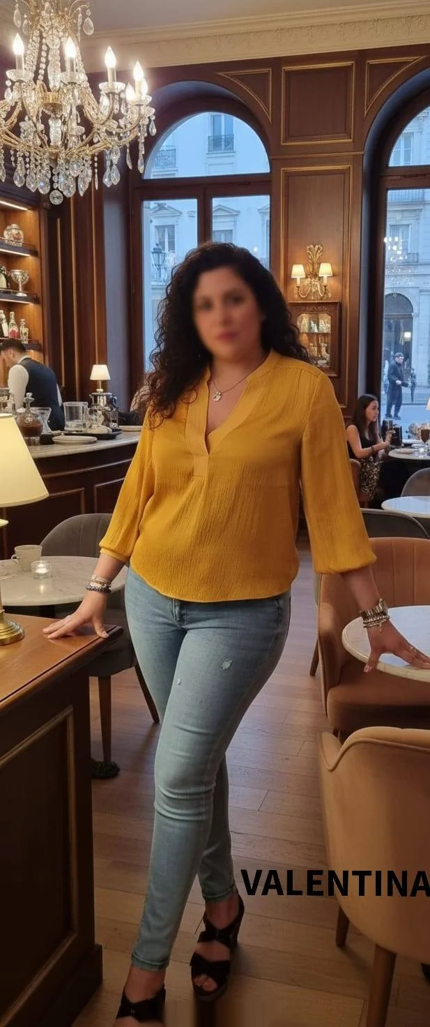 Escort latina curvy en Pamplona