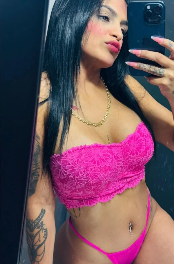 Escort latina curvy en Málaga