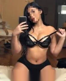 Escort latina curvy en Fuenlabrada