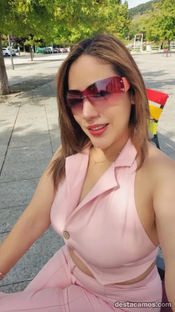 Escort latina curvy en Vitoria