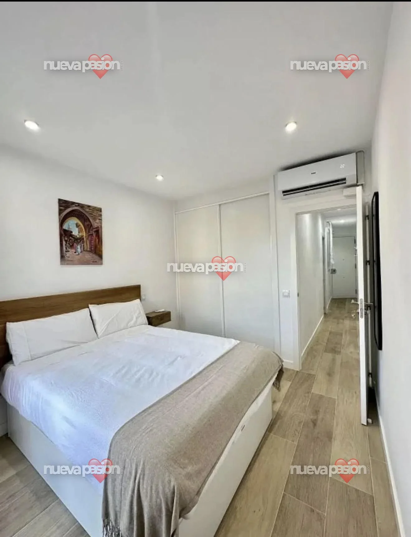 Escort latina curvy en Madrid