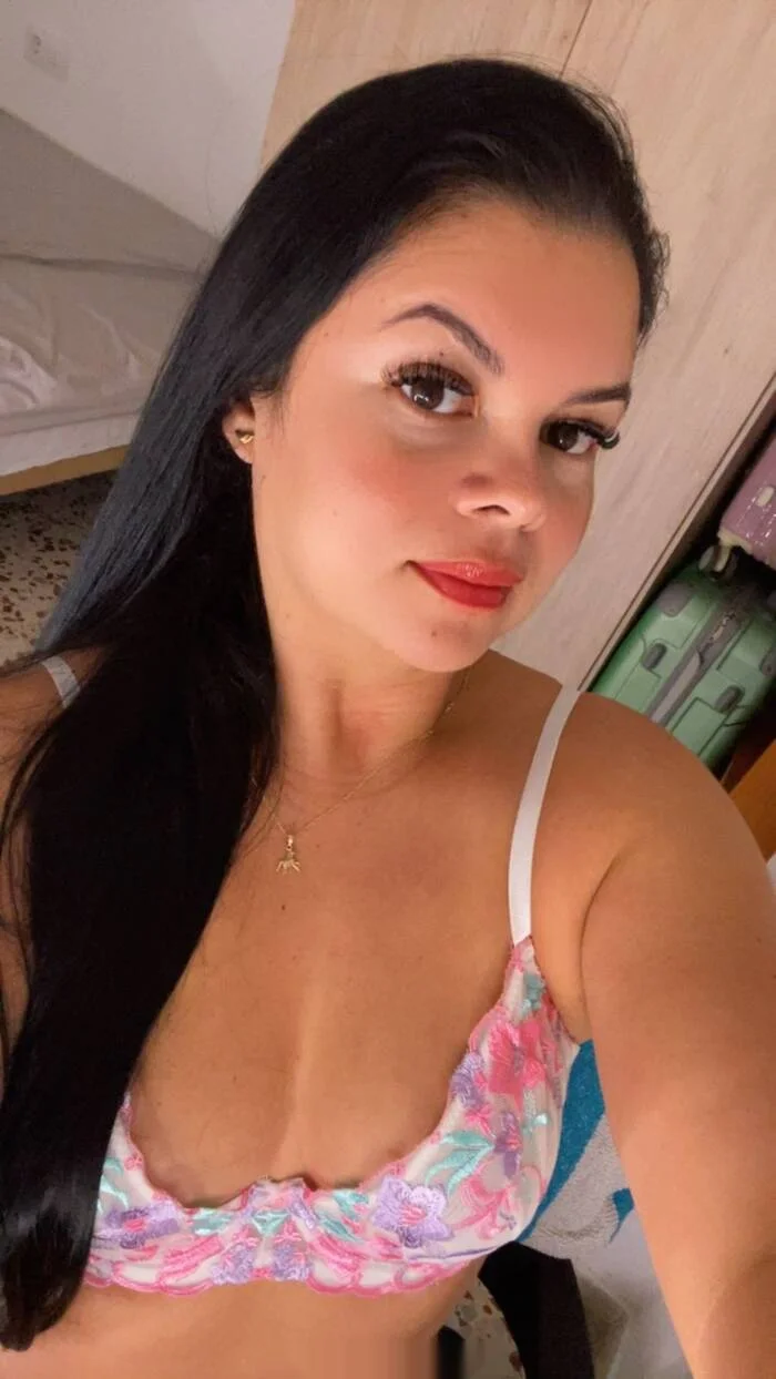 Escort latina curvy en Torrejón de Ardoz