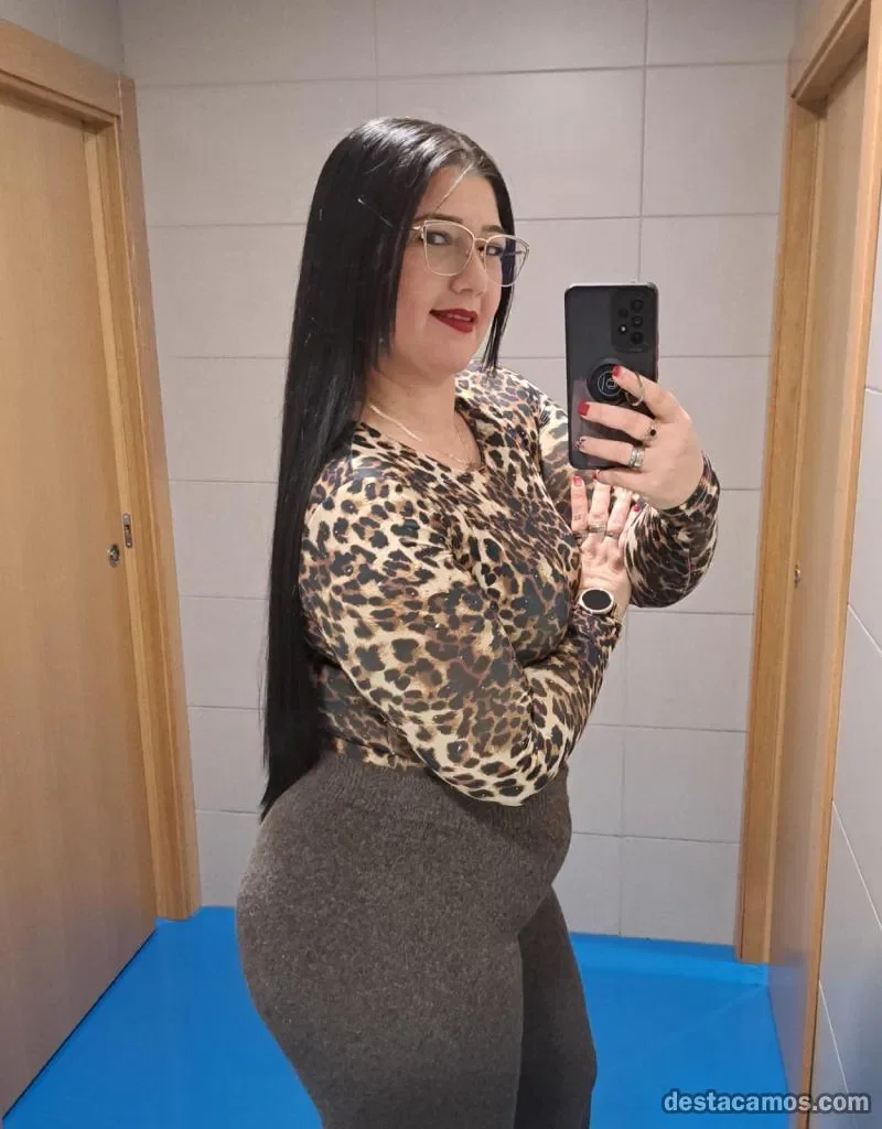Escort latina curvy en Alicante