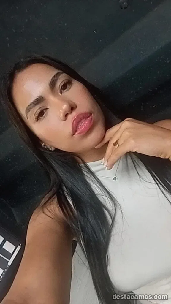 Escort latina curvy en Ibiza