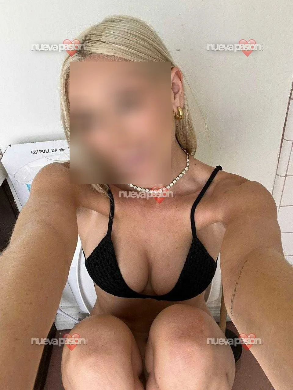 Escort blanca curvy en Gandía