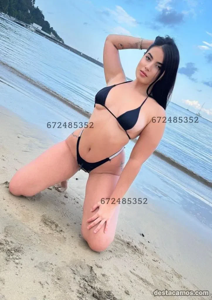 Escort latina curvy en San Sebastián
