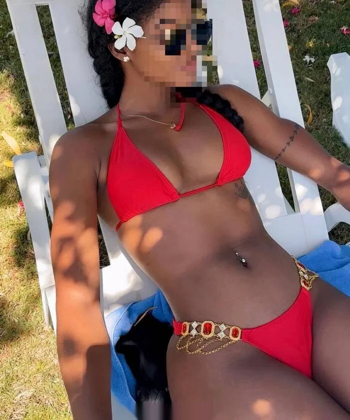 Escort mulata curvy en Sagunto