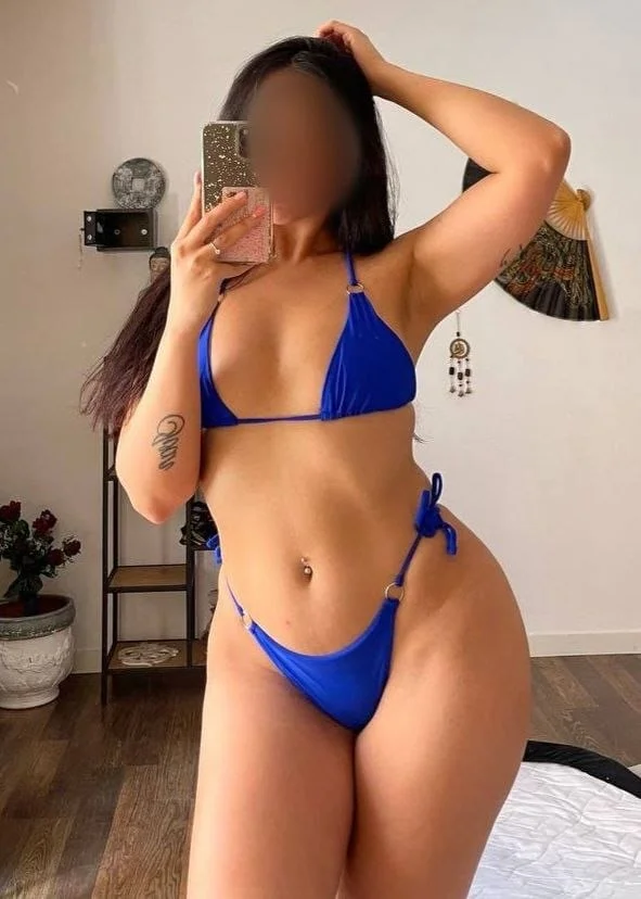 Escort latina curvy en Madrid