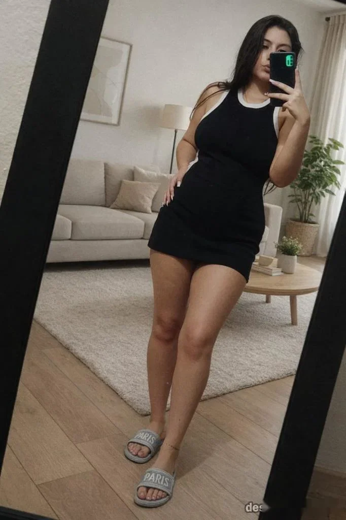 Escort latina curvy en Granada