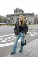 Escort blanca delgada en Madrid