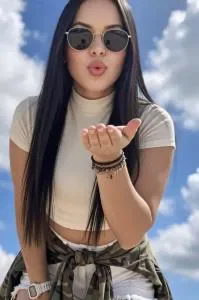 Escort latina delgada en Madrid