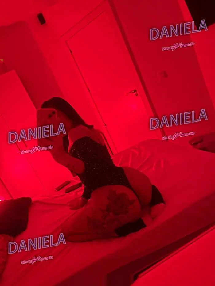 Escort latina curvy en Benalmádena