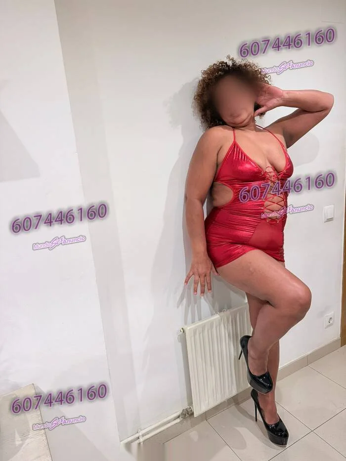 Escort mulata curvy en Madrid
